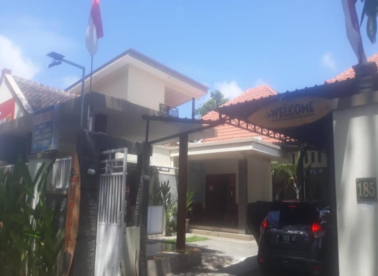 בניוואנגי Dannu'S Homestay & Ijen, Bromo, Meru Betiri Sukomade Tours מראה חיצוני תמונה