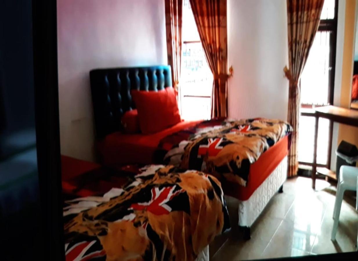 בניוואנגי Dannu'S Homestay & Ijen, Bromo, Meru Betiri Sukomade Tours מראה חיצוני תמונה