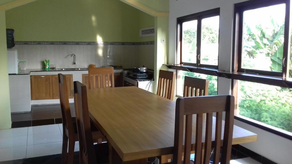 בניוואנגי Dannu'S Homestay & Ijen, Bromo, Meru Betiri Sukomade Tours מראה חיצוני תמונה