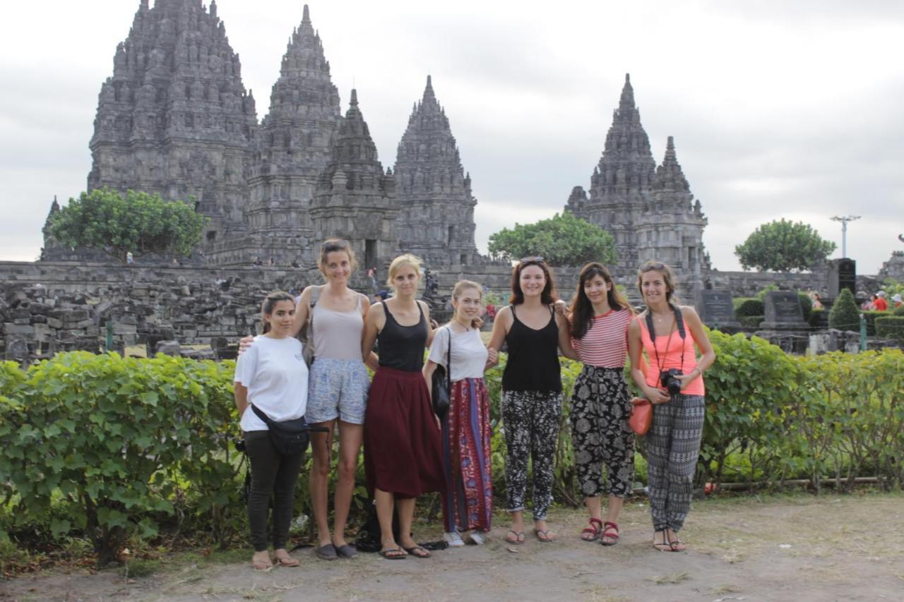 בניוואנגי Dannu'S Homestay & Ijen, Bromo, Meru Betiri Sukomade Tours מראה חיצוני תמונה