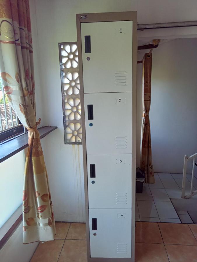 בניוואנגי Dannu'S Homestay & Ijen, Bromo, Meru Betiri Sukomade Tours מראה חיצוני תמונה